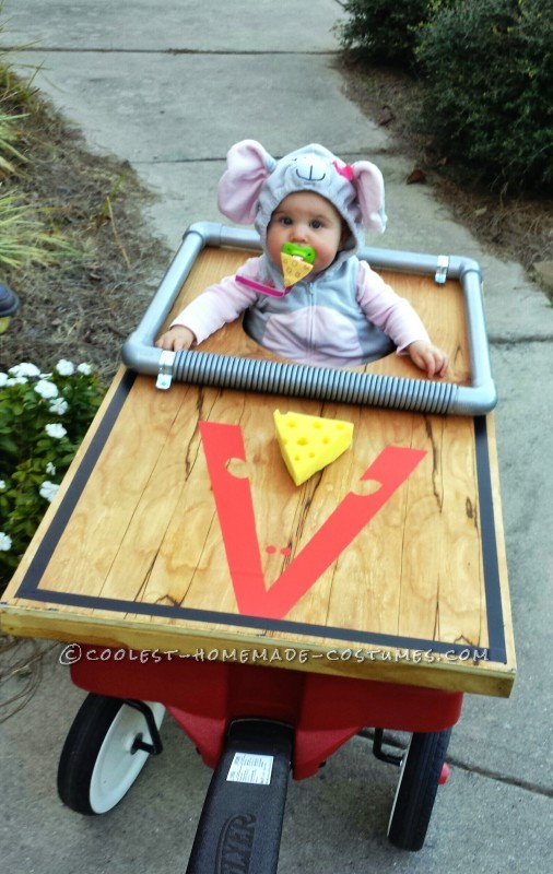 11 Creative Stroller Costume Ideas Ergobaby Blog - Diy Baby Banana Costume 12 Months