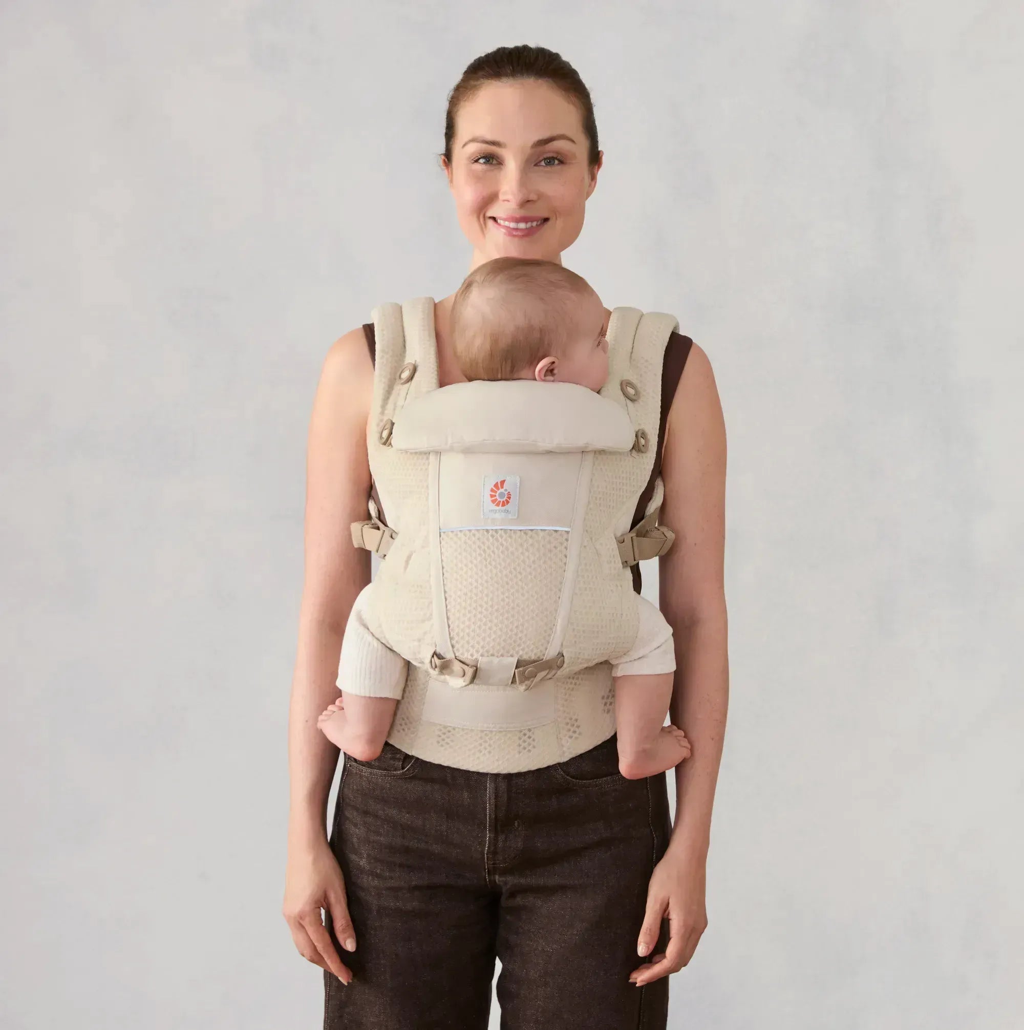 Adapt Baby Carrier | Ergobaby Austria