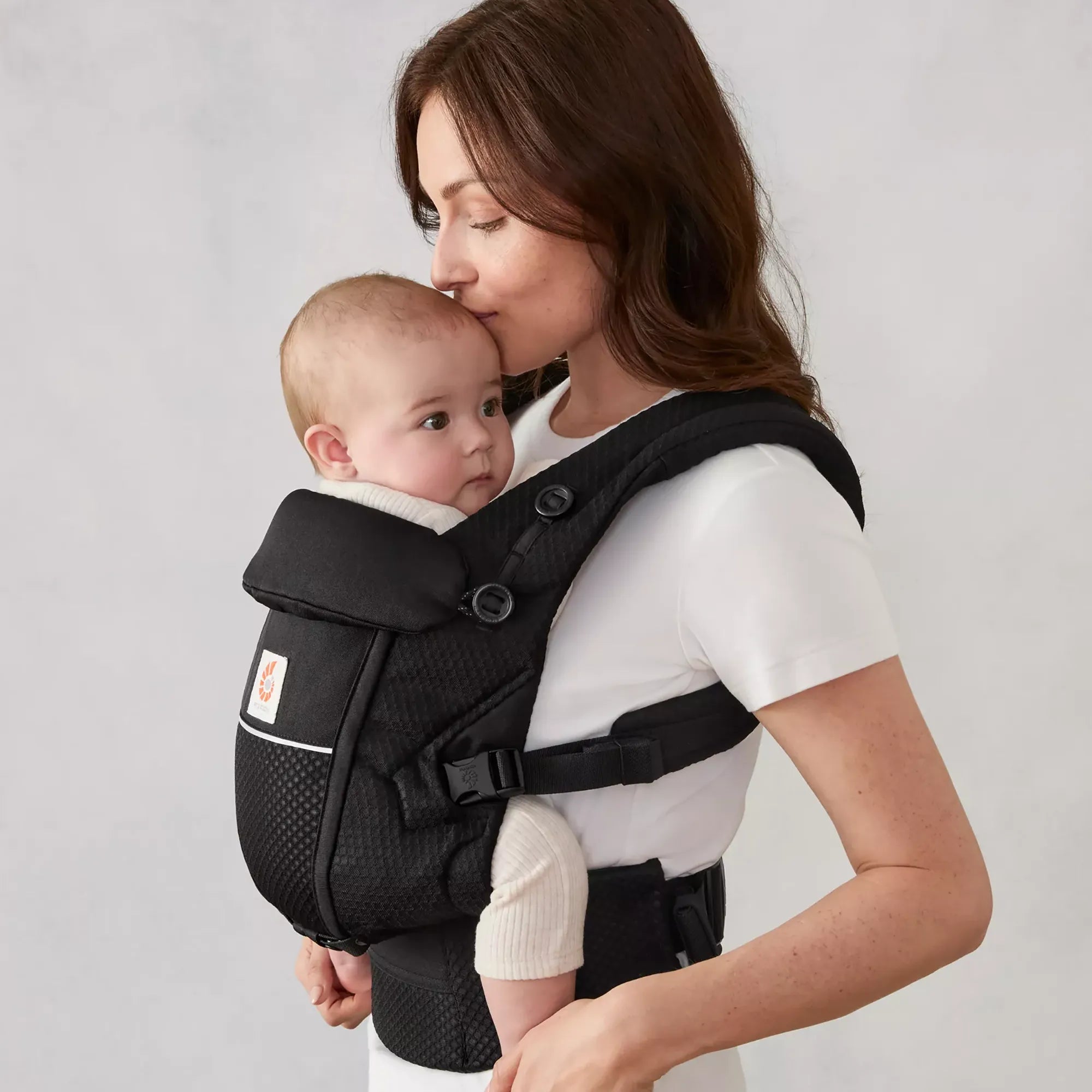 Porte-bébé Adapt | Ergobaby France