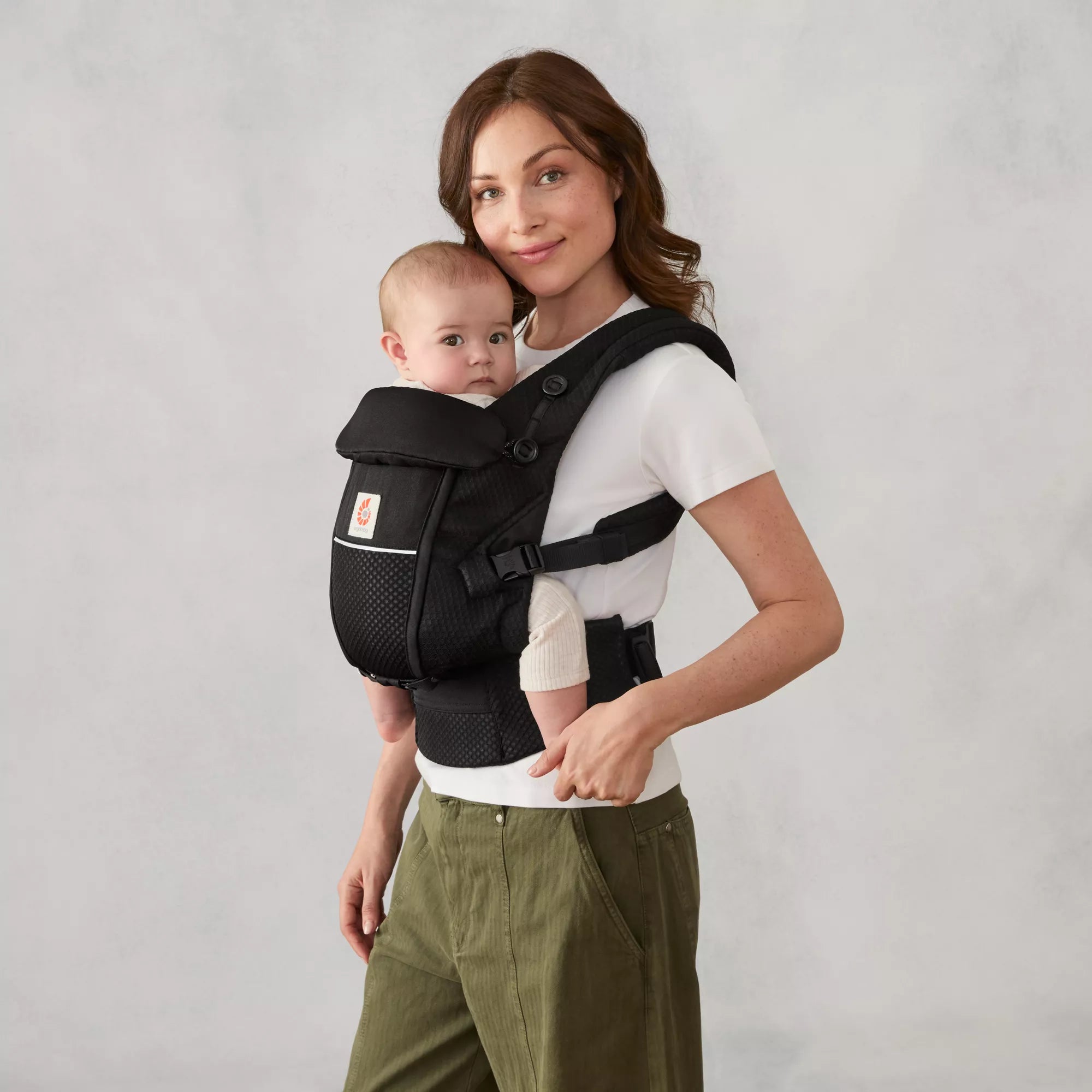 Mochila portabebés Adapt | Ergobaby España