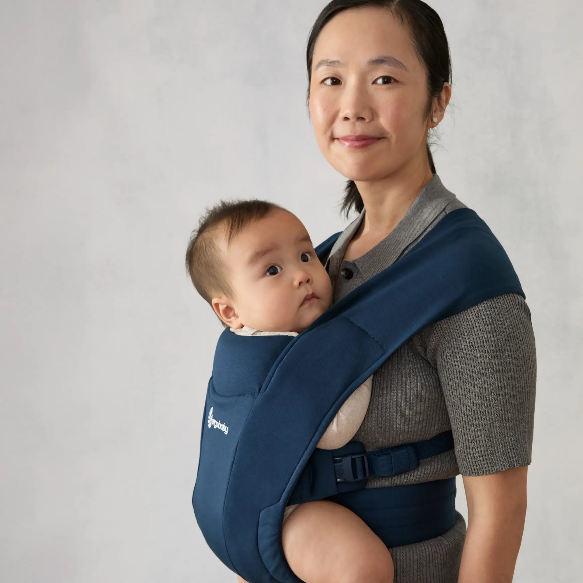 Embrace Newborn Carrier | Ergobaby United States