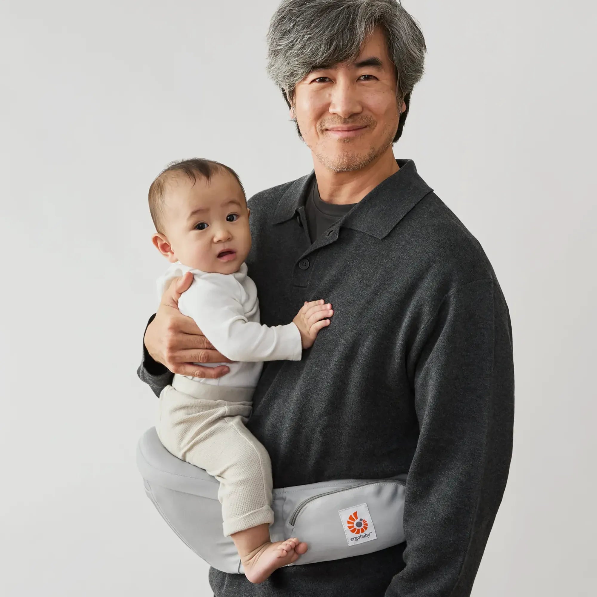 Lift Hip Seat Baby Carrier | Ergobaby Sweden
