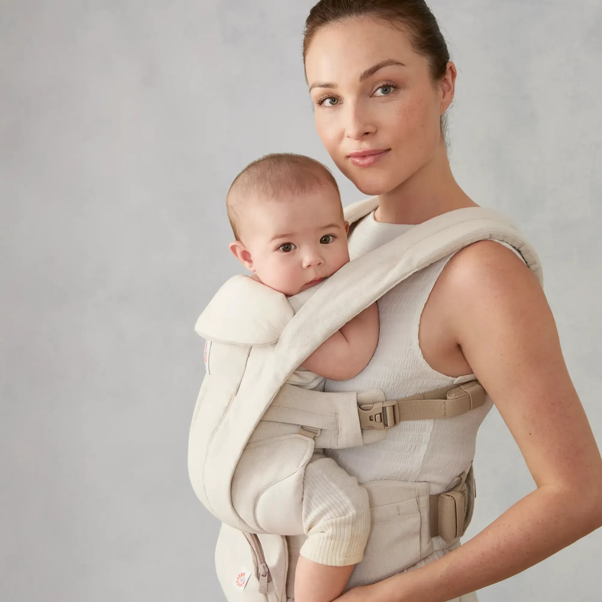 Omni Deluxe Baby Carrier | Ergobaby United States
