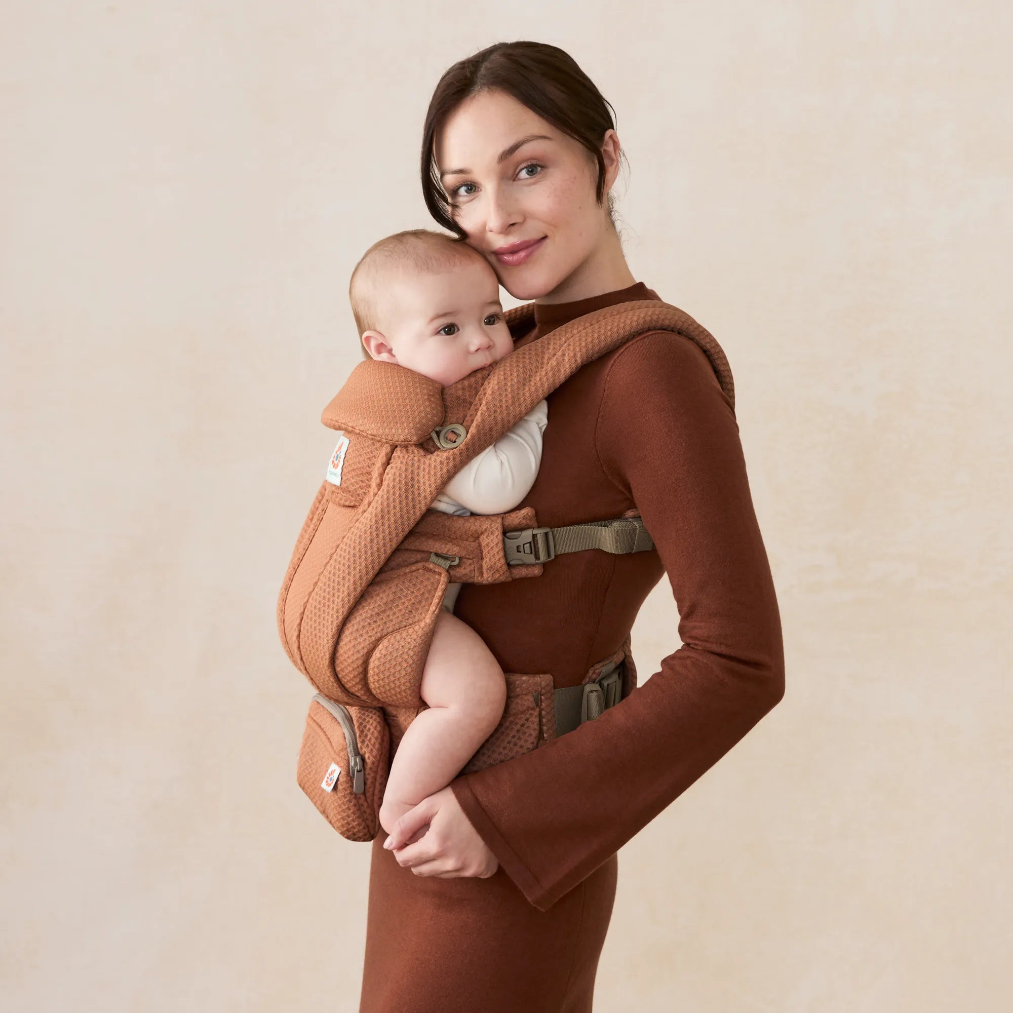 ergobaby omni 360 side carry Shop Omni Deluxe Baby Carrier - NEW CARRIER