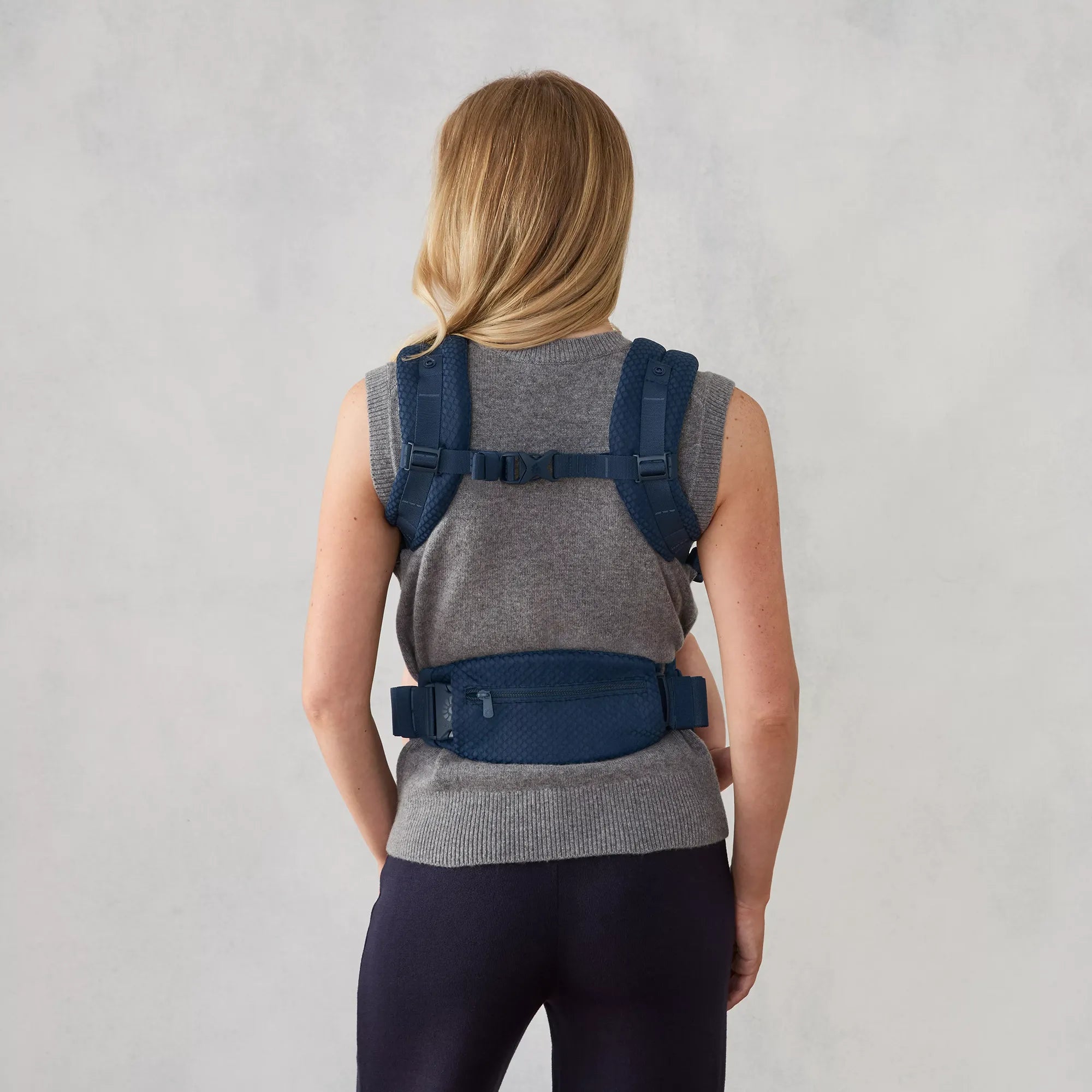 Omni Deluxe Baby Carrier | Ergobaby United Kingdom