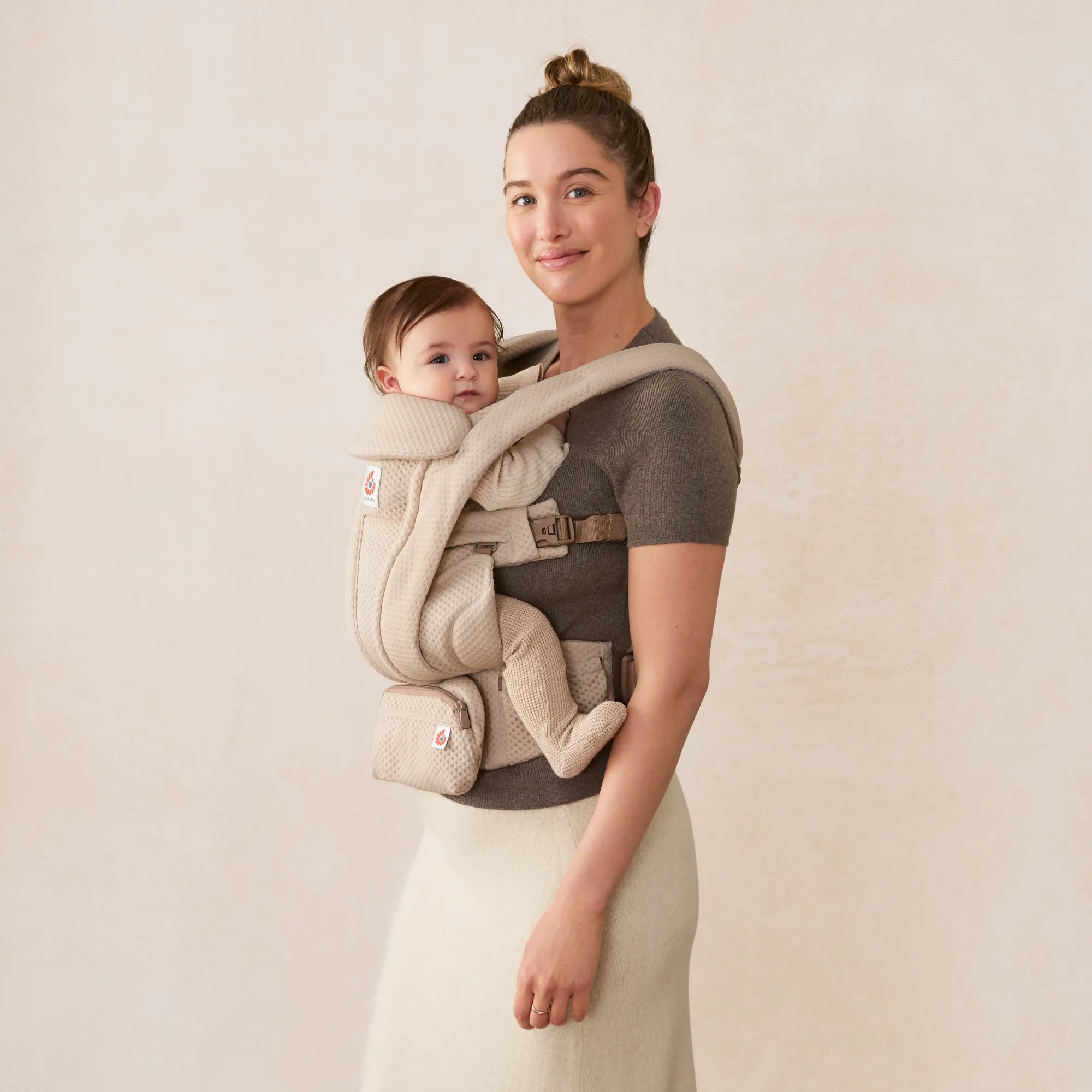 Omni Deluxe Baby Carrier | Ergobaby Austria