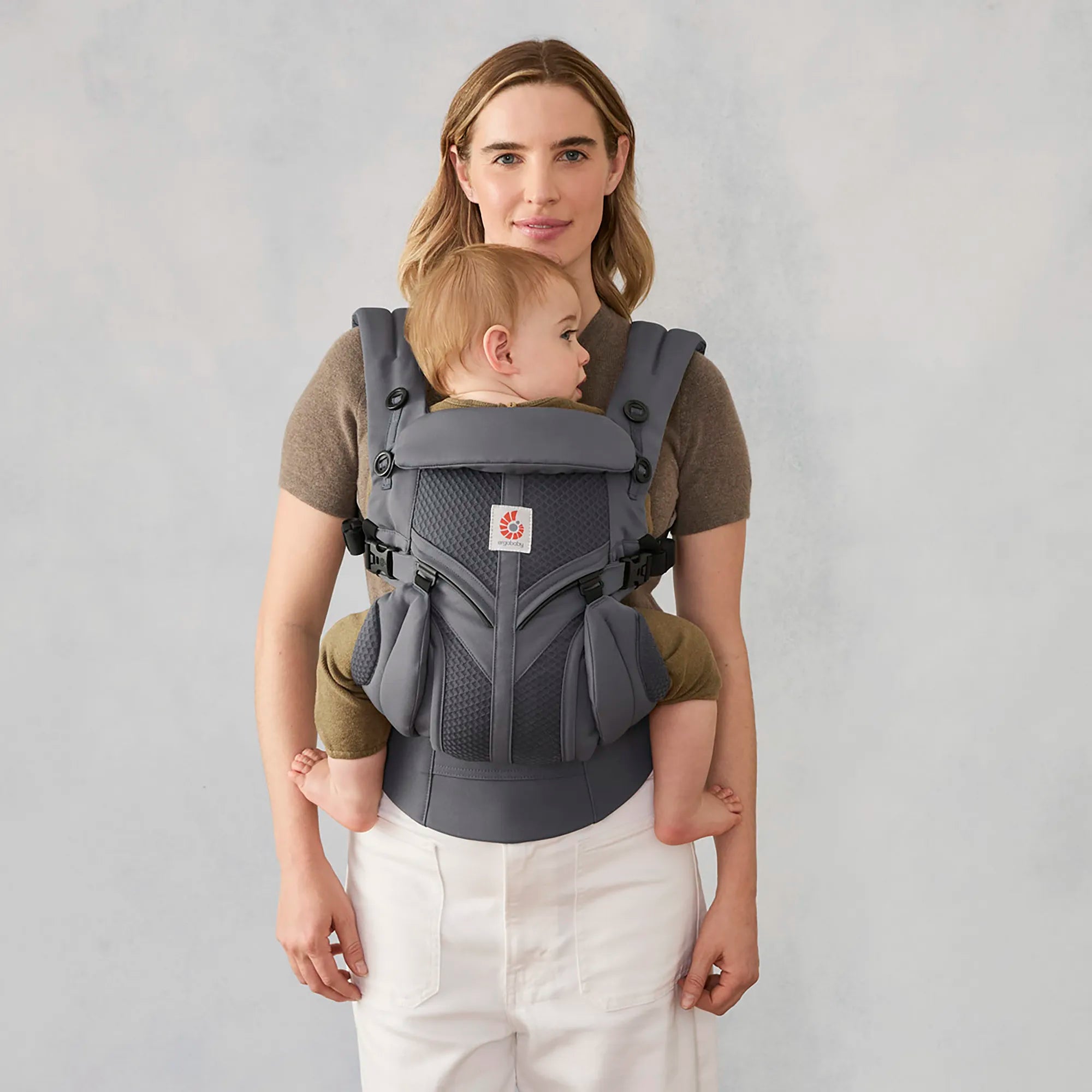 Omni Classic Baby Carrier | Ergobaby Austria