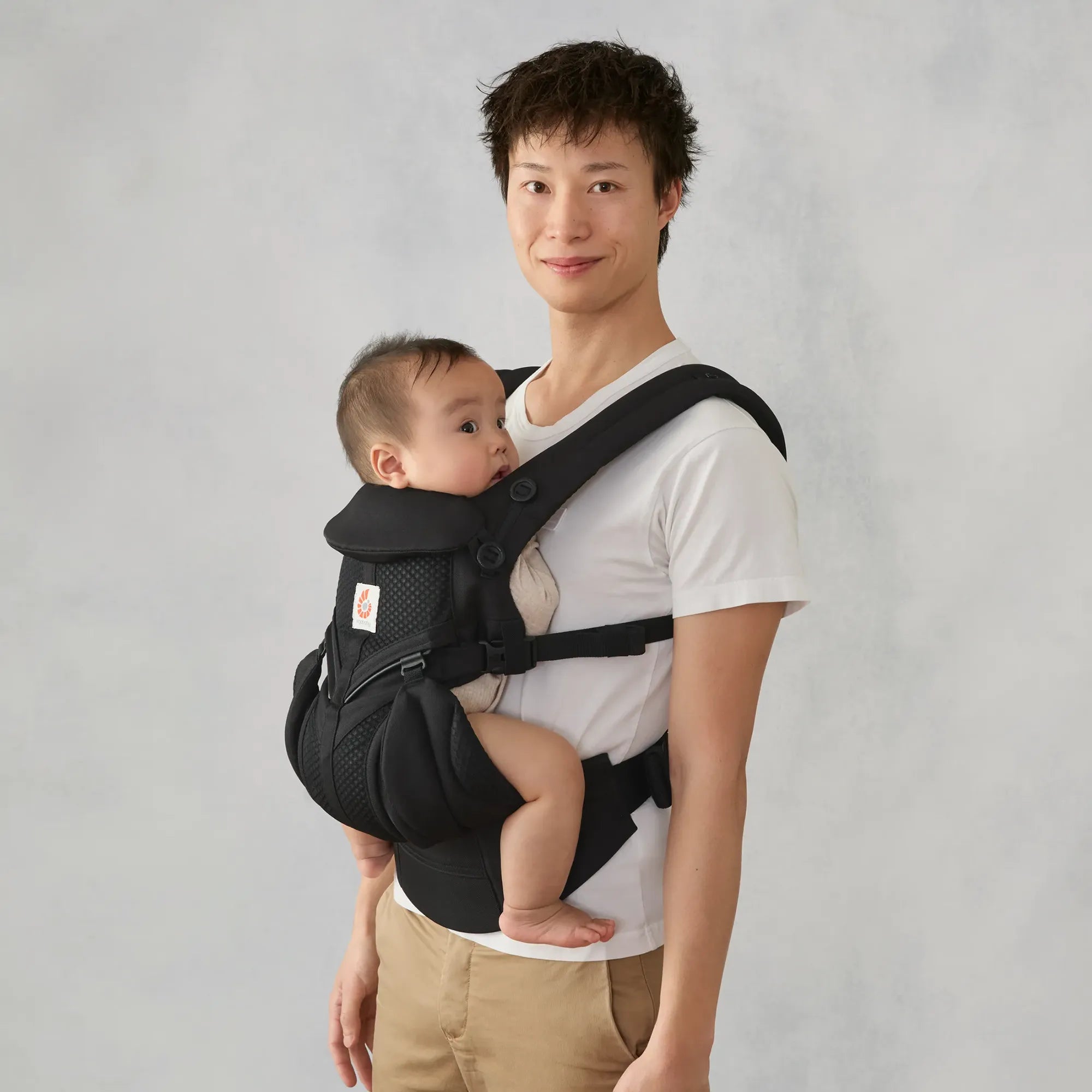 Omni Classic Baby Carrier | Ergobaby Mexico
