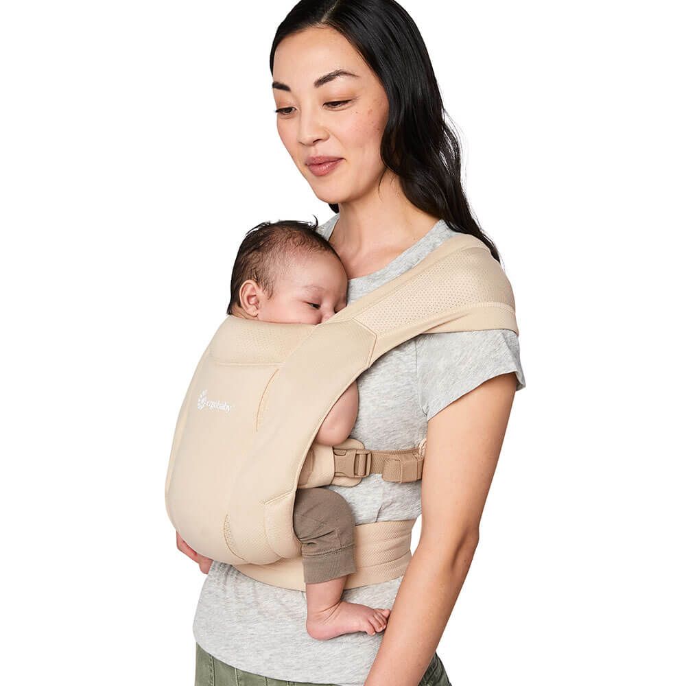 How Do I Face Baby Out in the Embrace Carrier? (taller than 26” with strong  head and neck control) 