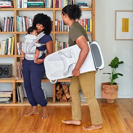 Folds flat for easy transport