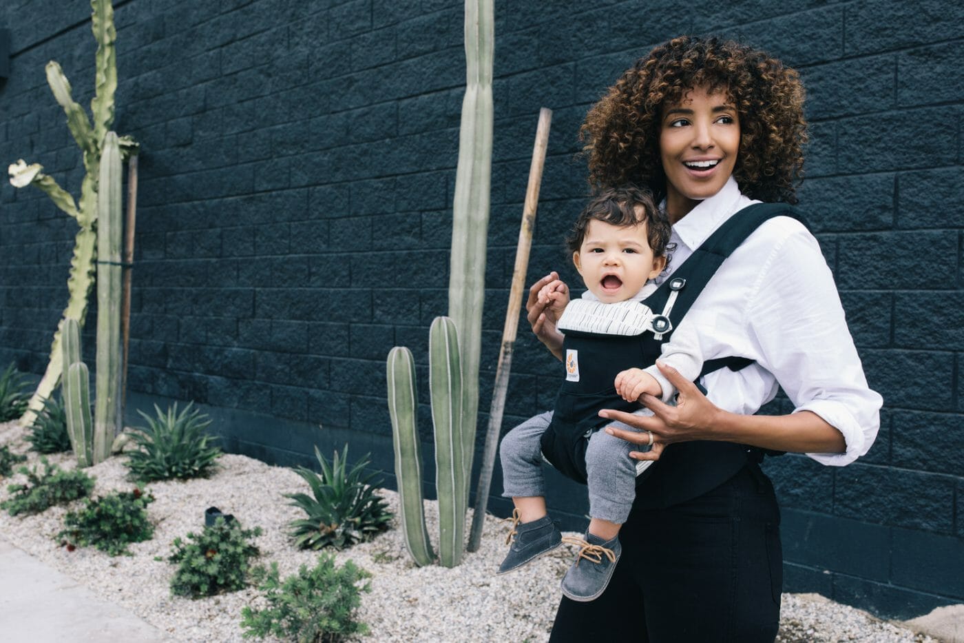 Ergo baby carrier face out online