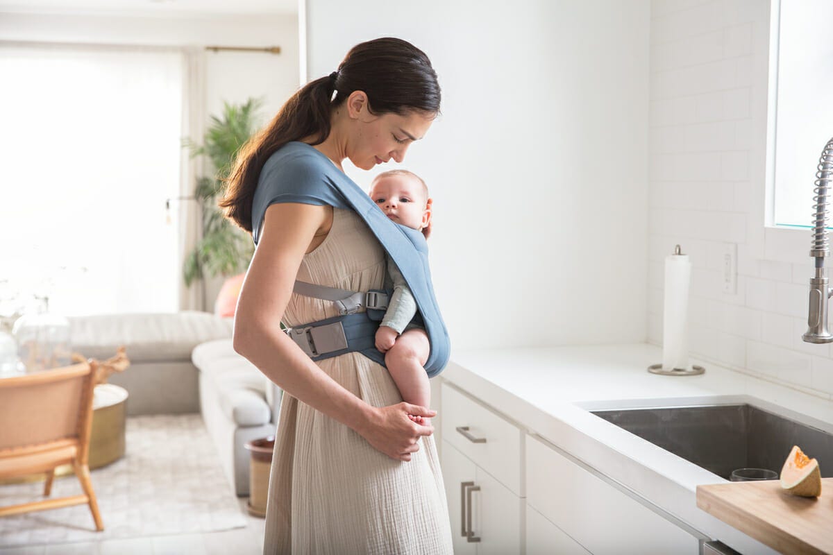 Simple Tips to Survive &amp; Thrive as a Single Mom With a Newborn