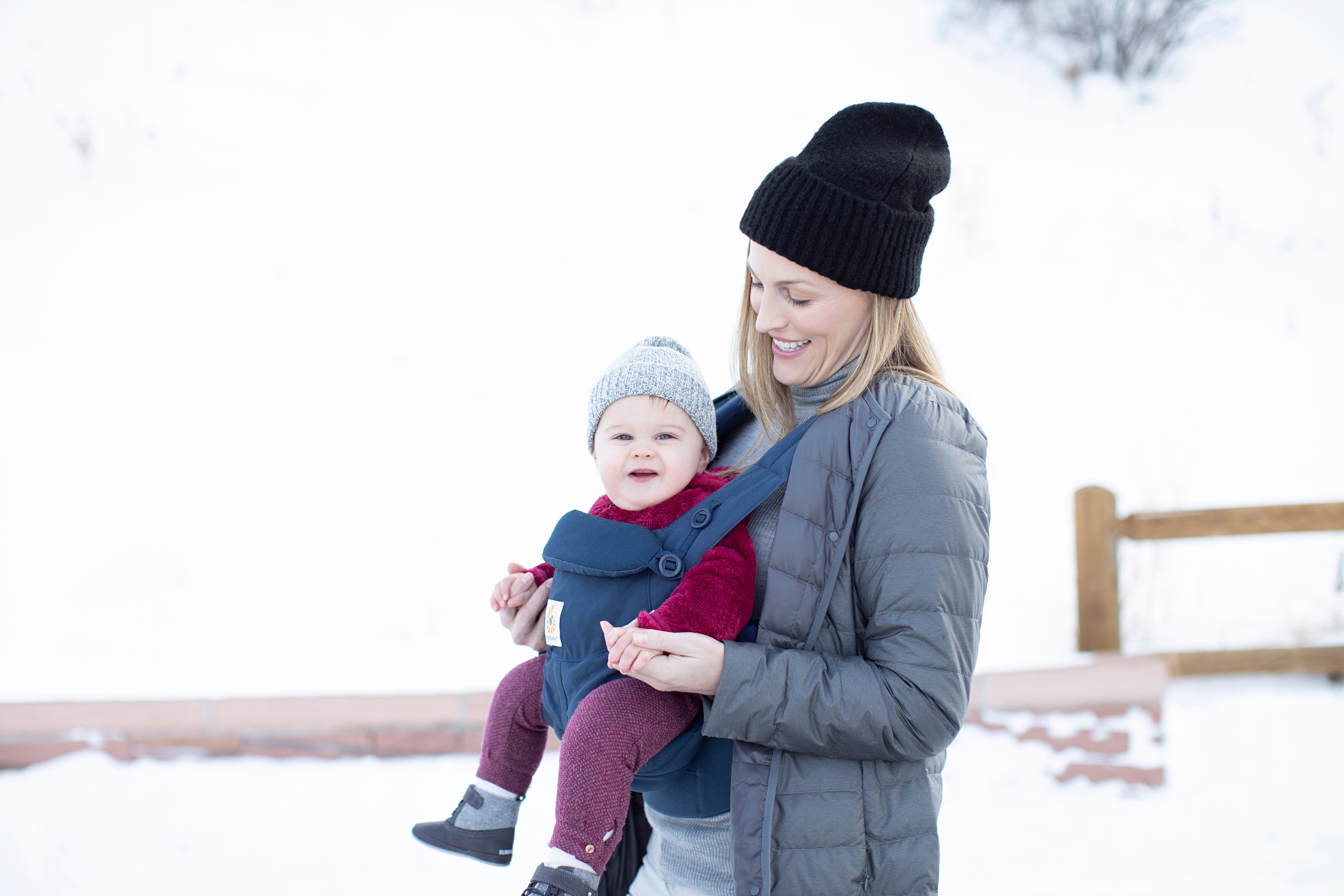 How to Dress a Baby for Sleep in Winter 