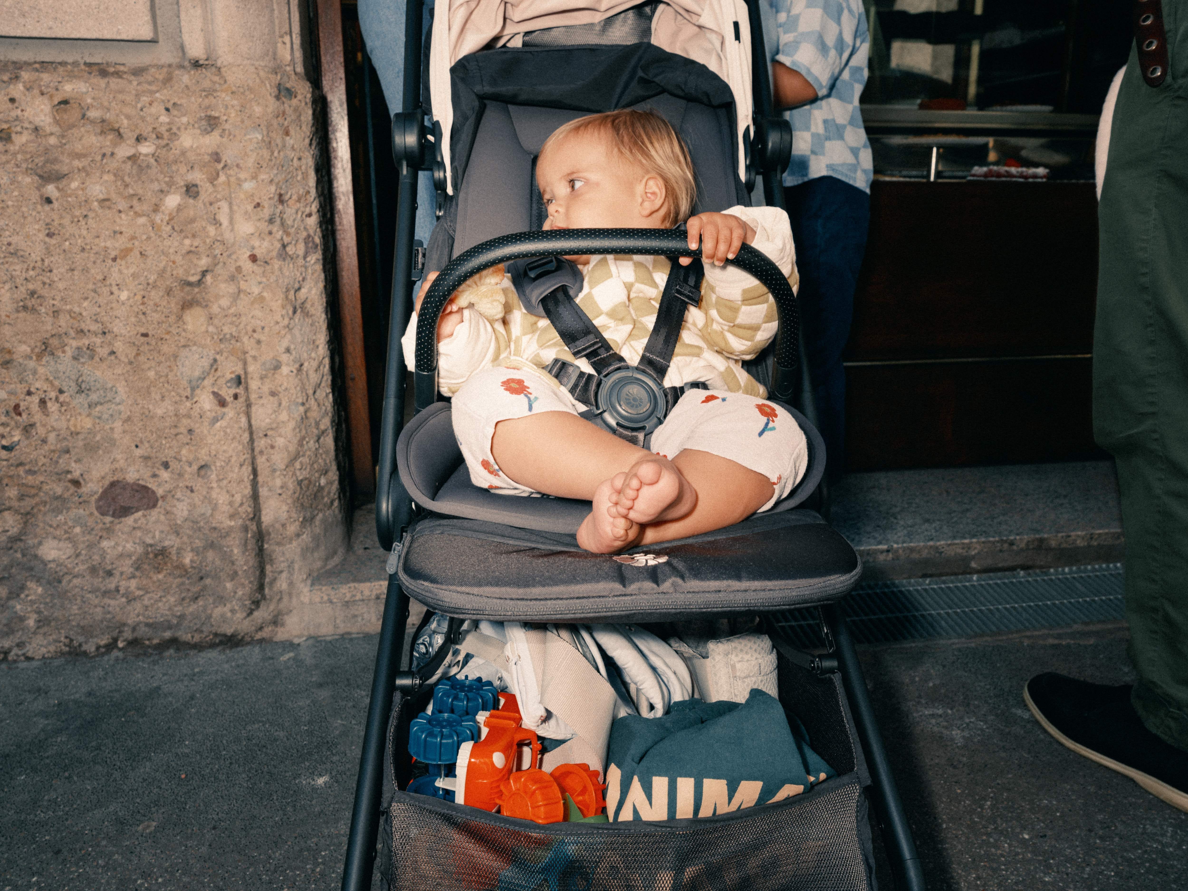 All About Baby Carriers for Nature Adventures